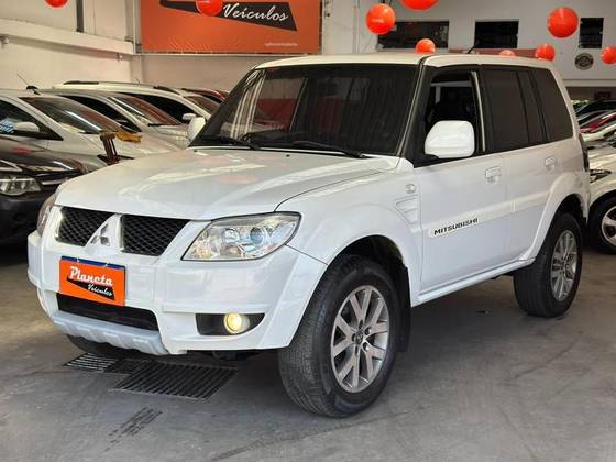 MITSUBISHI PAJERO TR4 2.0 4X2 16V 140CV FLEX 4P AUTOMÁTICO